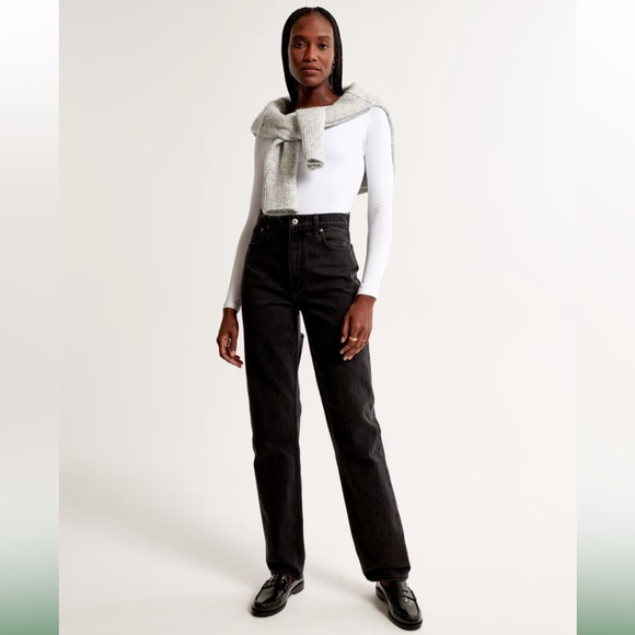 Abercrombie & Fitch Denim - Abercrombie & Fitch Curve Love 90’s Straight Ultra High Rise Jeans